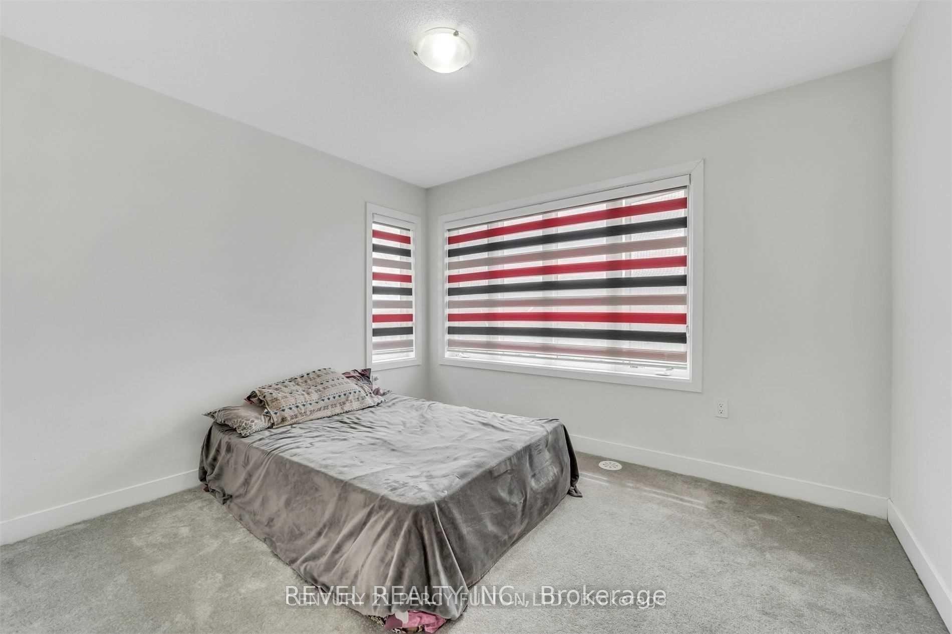 Photo 27 of 21 Donald Fleming Way, Whitby, Pringle Creek — HOMEH