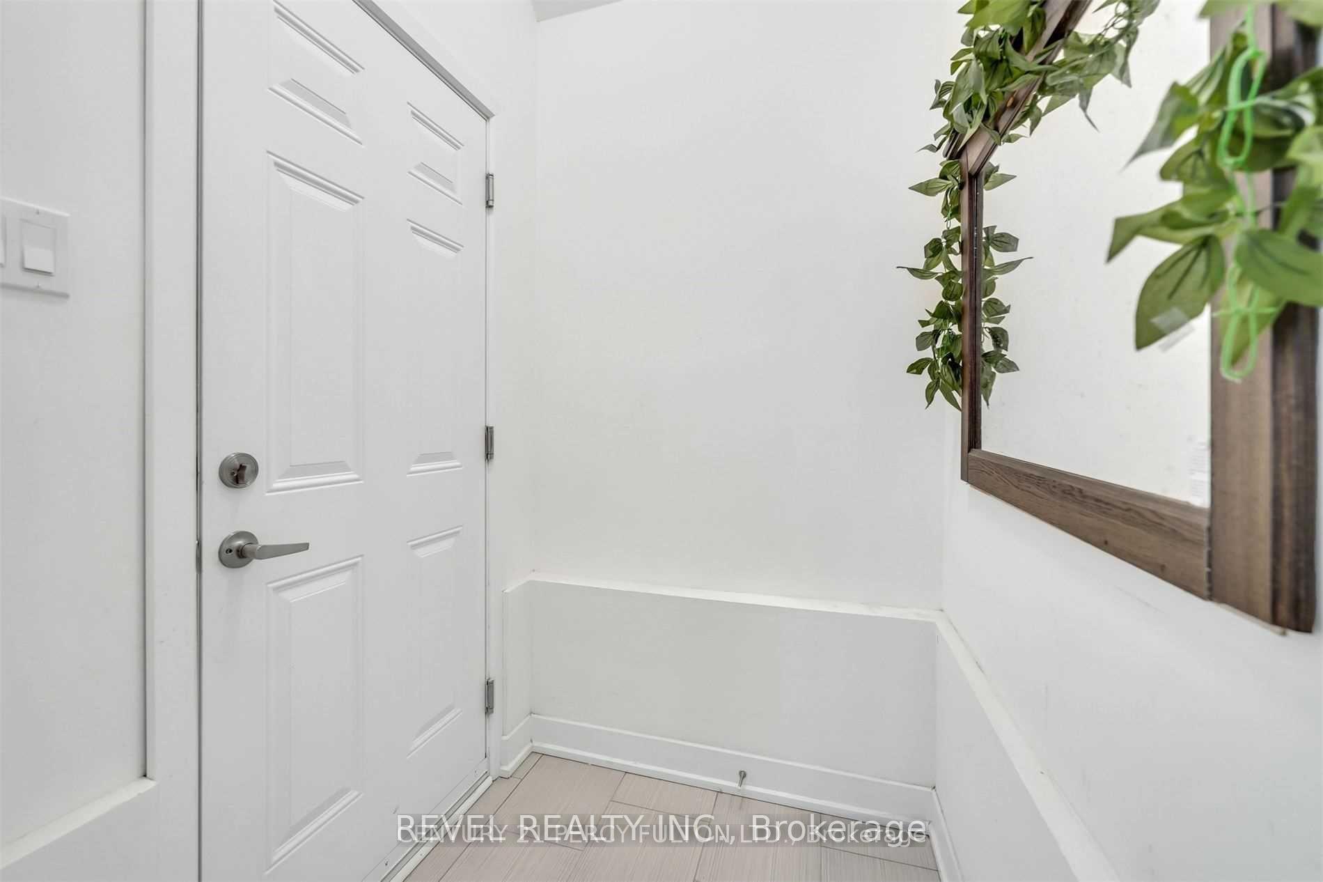 Photo 6 of 21 Donald Fleming Way, Whitby, Pringle Creek — HOMEH