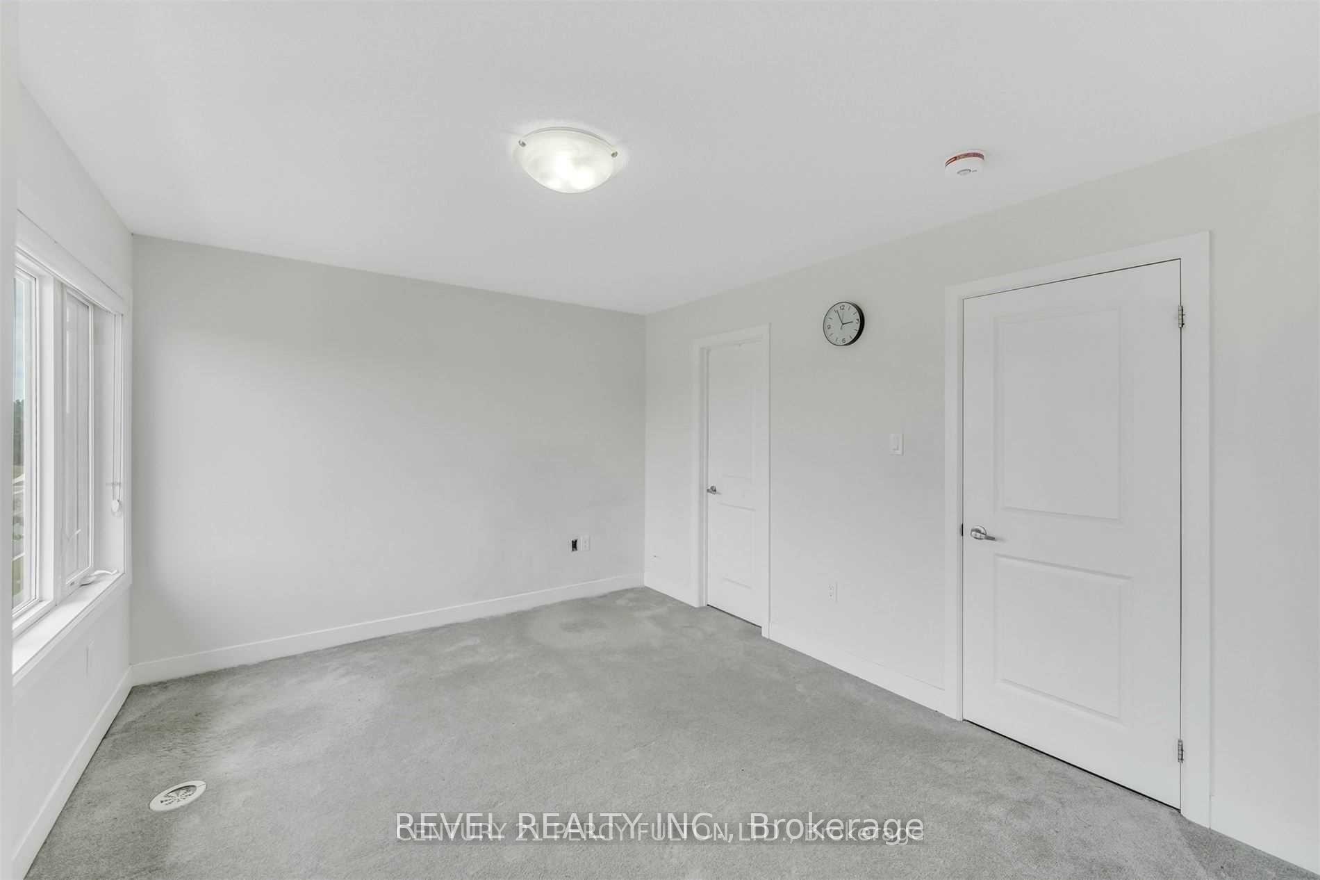 Photo 14 of 21 Donald Fleming Way, Whitby, Pringle Creek — HOMEH