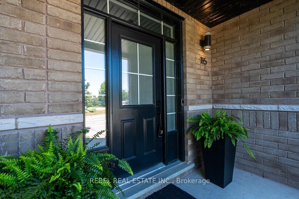 Photo 3 of 115 James Govan Drive, Whitby, Port Whitby — HOMEH