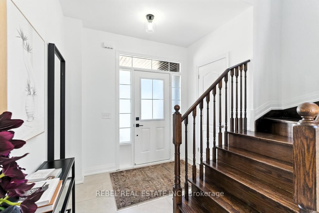 Photo 4 of 115 James Govan Drive, Whitby, Port Whitby — HOMEH