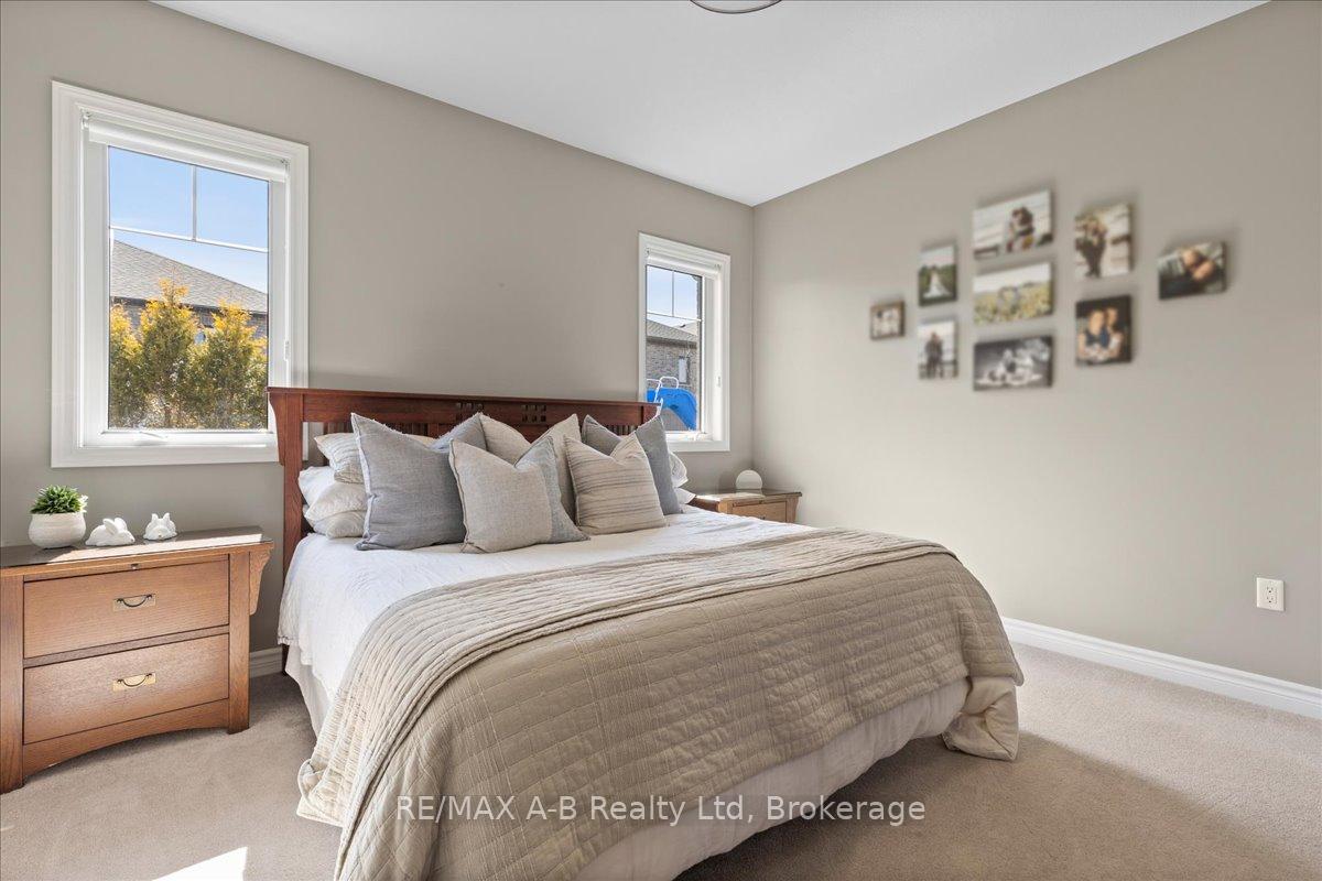 Photo 17 of 270 Sunset Drive, West Perth, Mitchell — HOMEH