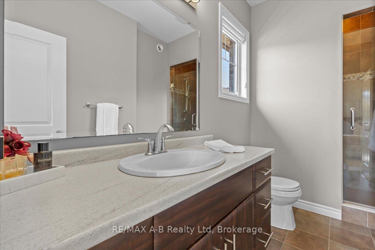Photo 20 of 270 Sunset Drive, West Perth, Mitchell — HOMEH