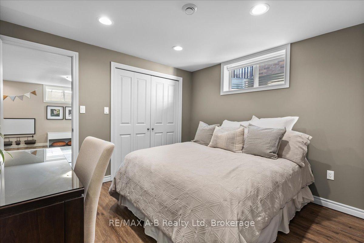 Photo 31 of 270 Sunset Drive, West Perth, Mitchell — HOMEH
