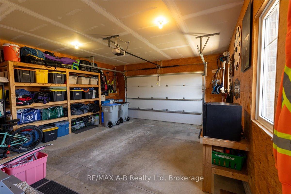 Photo 37 of 270 Sunset Drive, West Perth, Mitchell — HOMEH