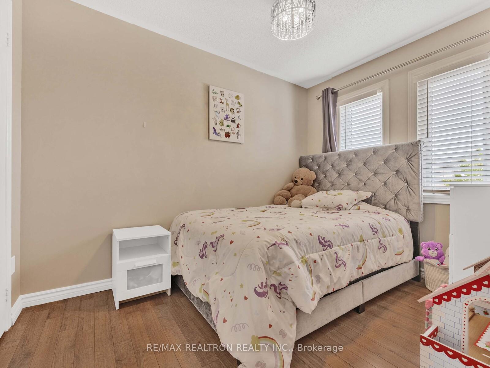 Photo 32 of 86 Marathon Avenue, Vaughan, Patterson — HOMEH