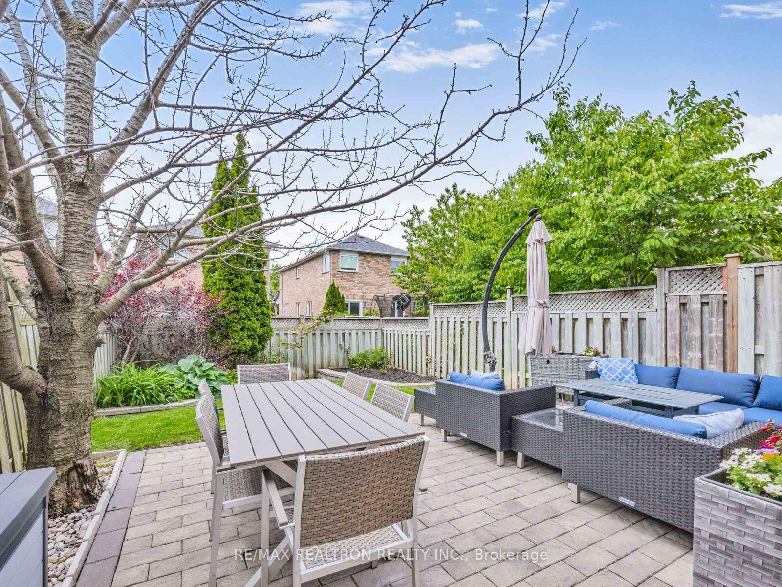 Photo 41 of 86 Marathon Avenue, Vaughan, Patterson — HOMEH