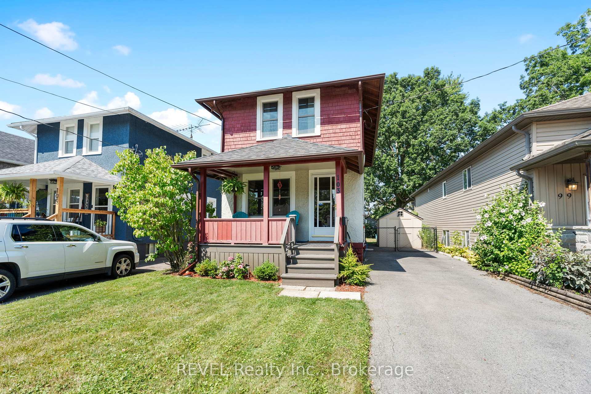 Front of 103 Wilton Avenue