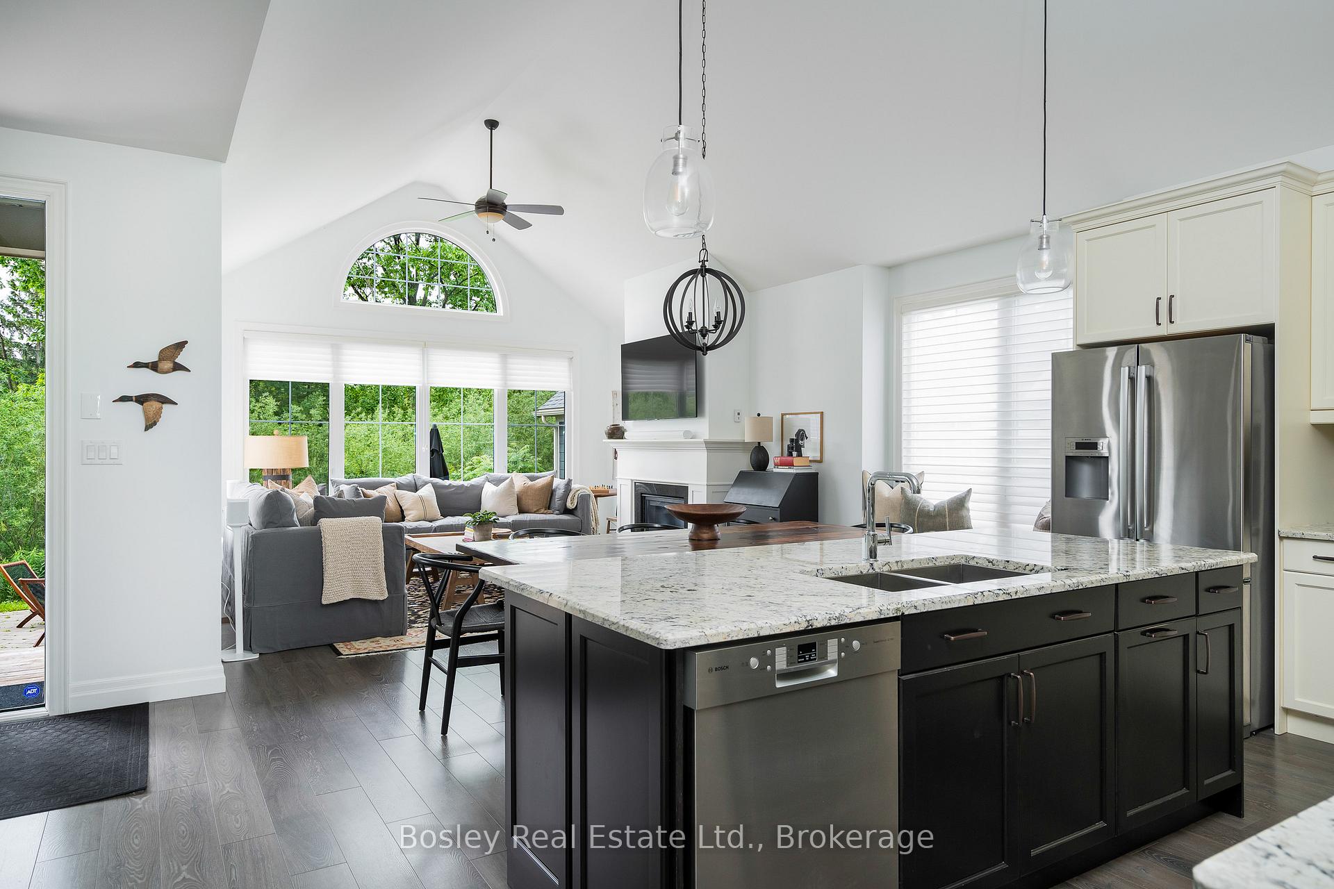 Photo 10 of 146 Snow Apple Crescent, Blue Mountains — HOMEH