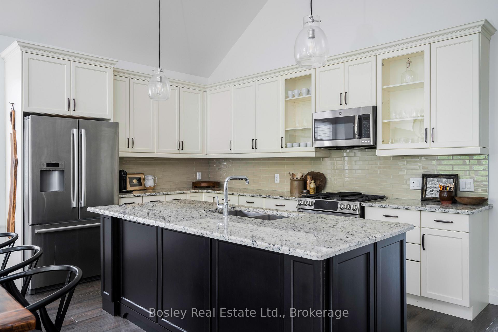 Photo 33 of 146 Snow Apple Crescent, Blue Mountains — HOMEH