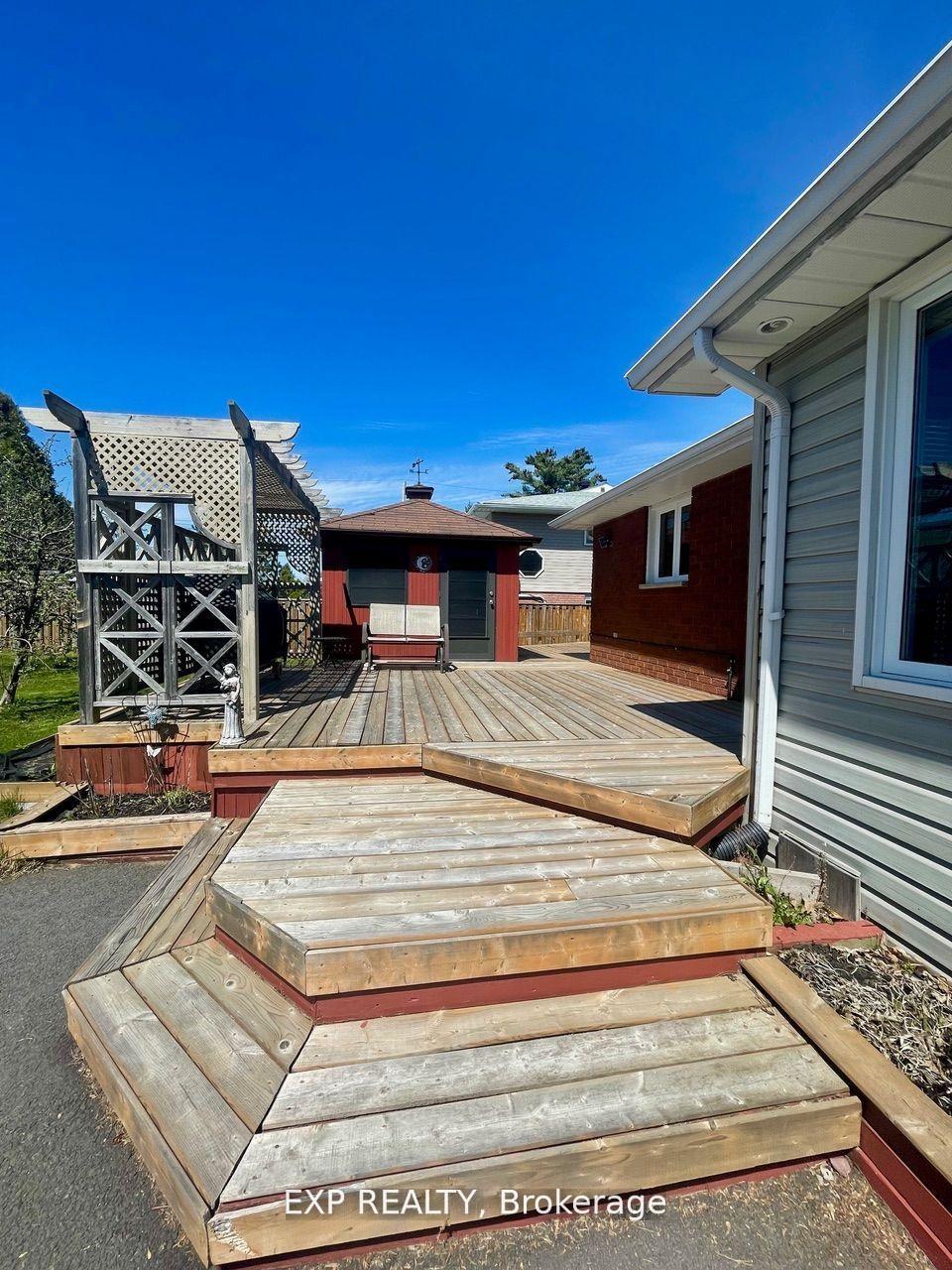 Photo 3 of 195 Carrie Street, West Nipissing, Sturgeon Falls — HOMEH