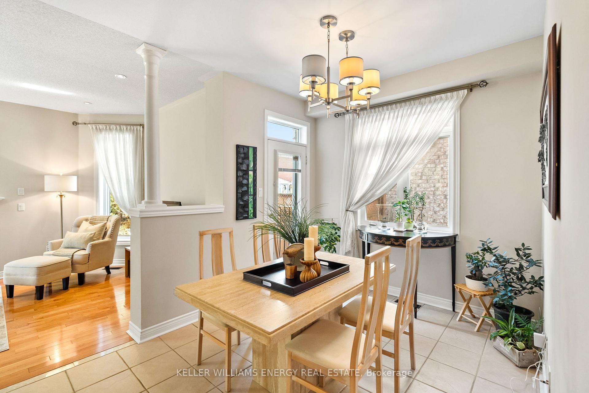 Photo 7 of 40 Tormina Boulevard, Whitby, Taunton North — HOMEH