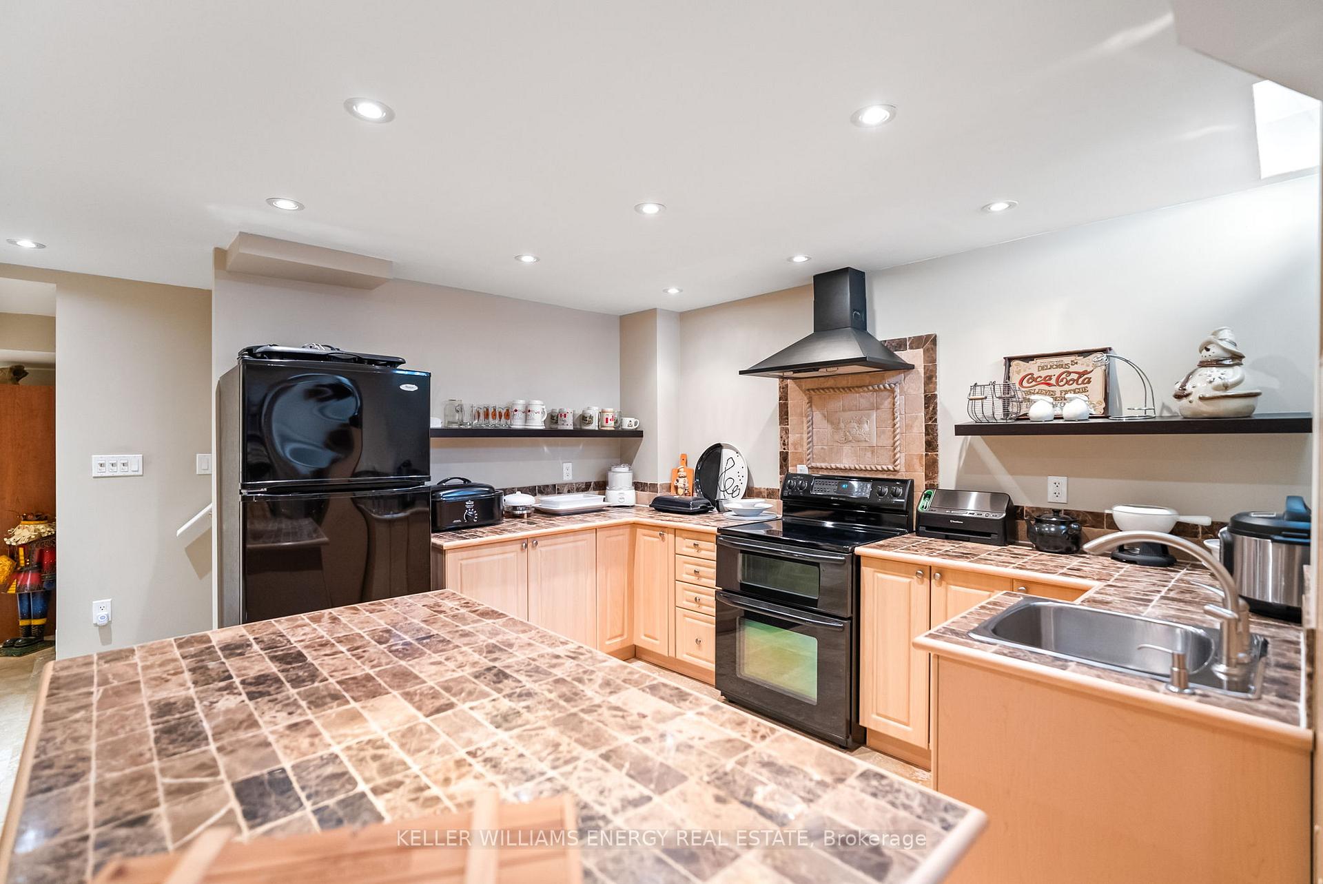 Photo 34 of 40 Tormina Boulevard, Whitby, Taunton North — HOMEH