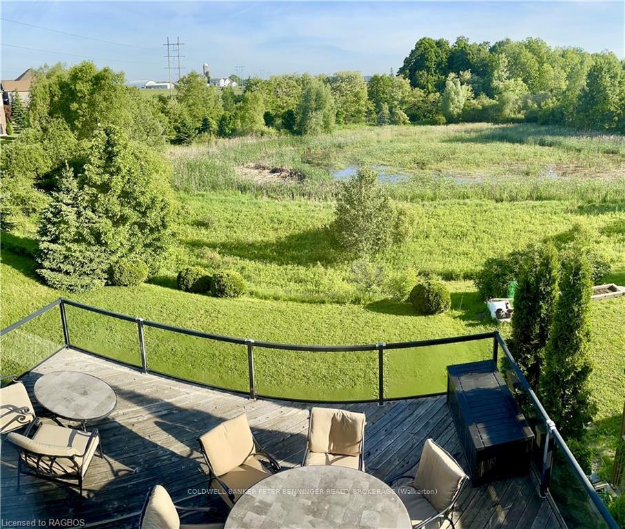 Photo 4 of 430 Rideau River Street, Waterloo, Conservation Meadows — HOMEH