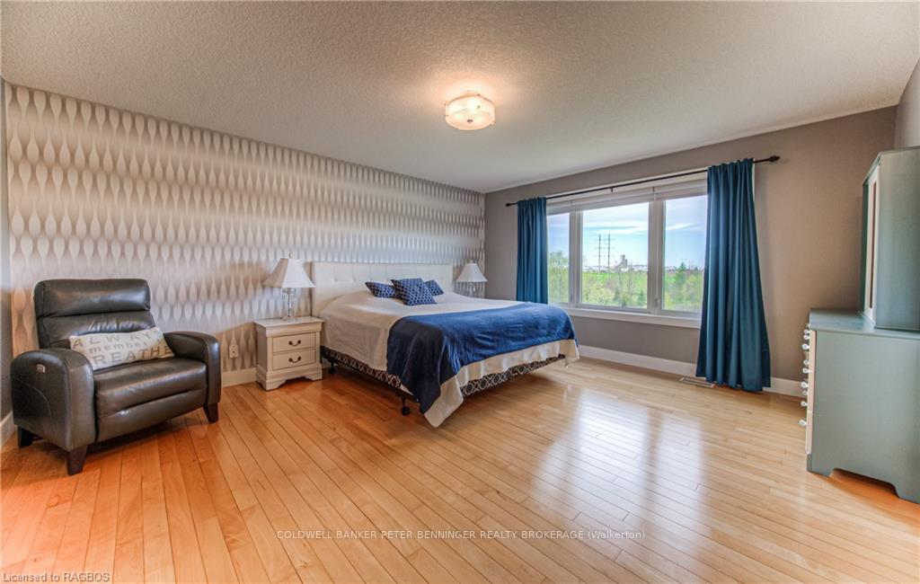 Photo 15 of 430 Rideau River Street, Waterloo, Conservation Meadows — HOMEH