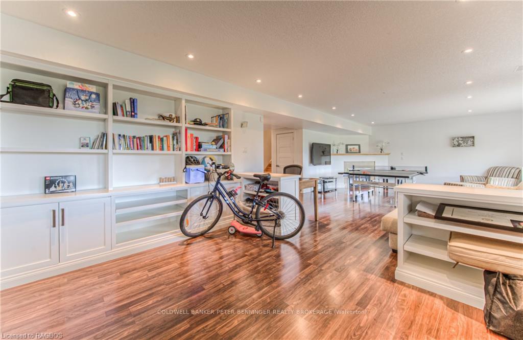 Photo 29 of 430 Rideau River Street, Waterloo, Conservation Meadows — HOMEH