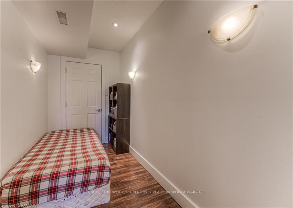 Photo 34 of 430 Rideau River Street, Waterloo, Conservation Meadows — HOMEH