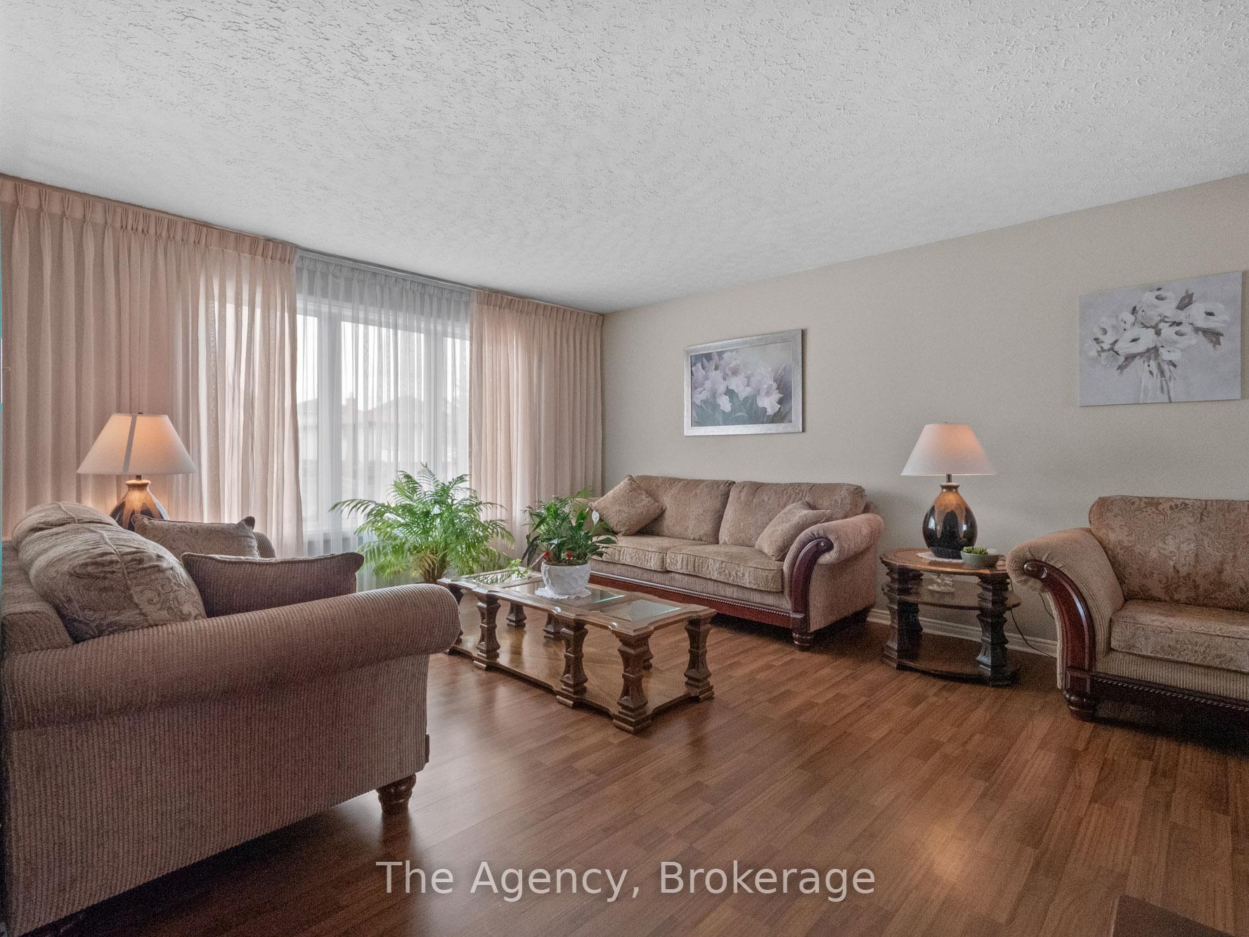 Photo 6 of 36 Robert Street, Welland, Lincoln/Crowland — HOMEH