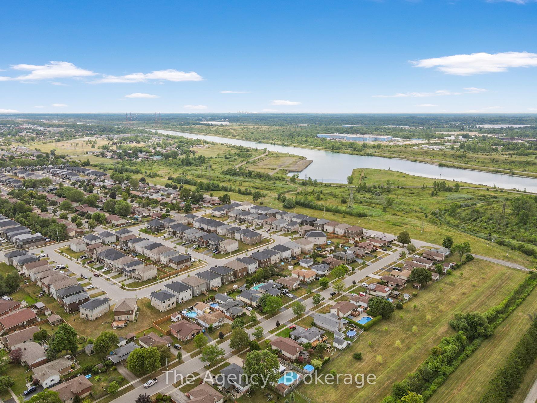 Photo 37 of 36 Robert Street, Welland, Lincoln/Crowland — HOMEH