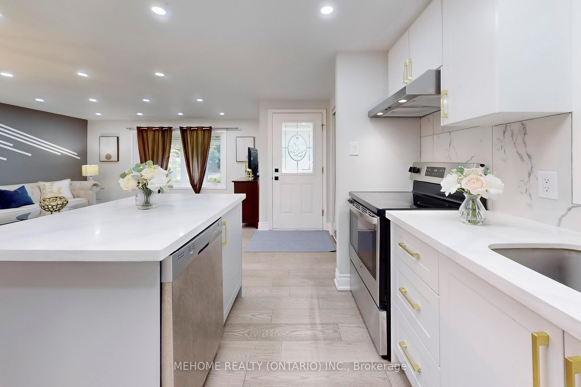 Photo 15 of 68 Amos Avenue, Waterloo, Beechwood — HOMEH