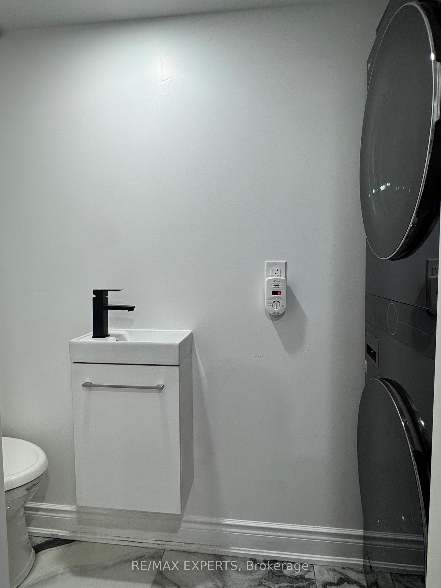 Photo 5 of Unit Basement, 187 Sassafras Circle, Vaughan, Patterson — HOMEH