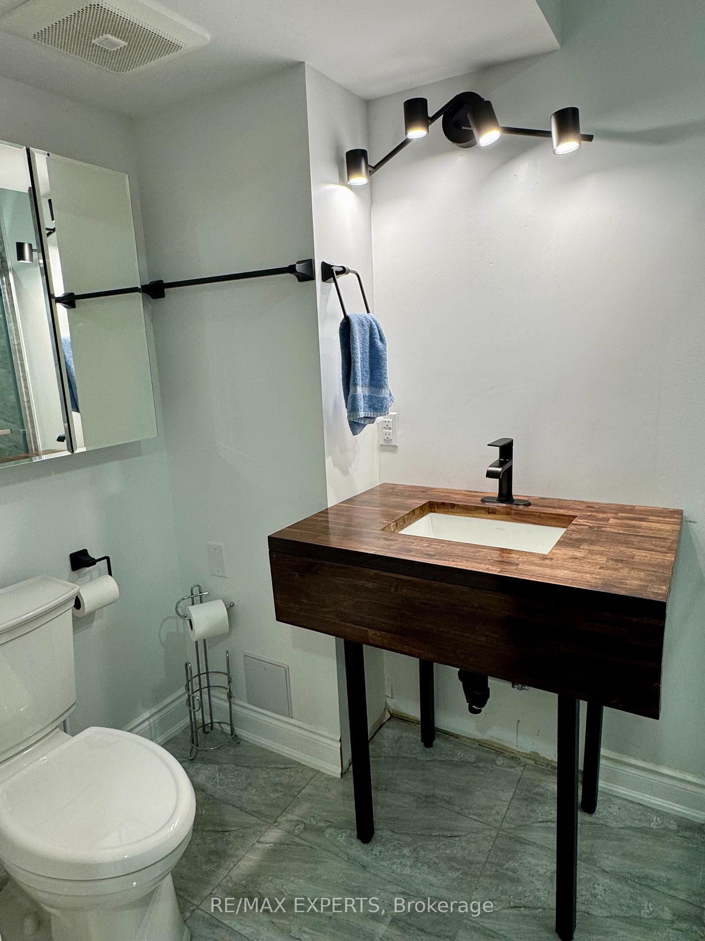 Photo 8 of Unit Basement, 187 Sassafras Circle, Vaughan, Patterson — HOMEH