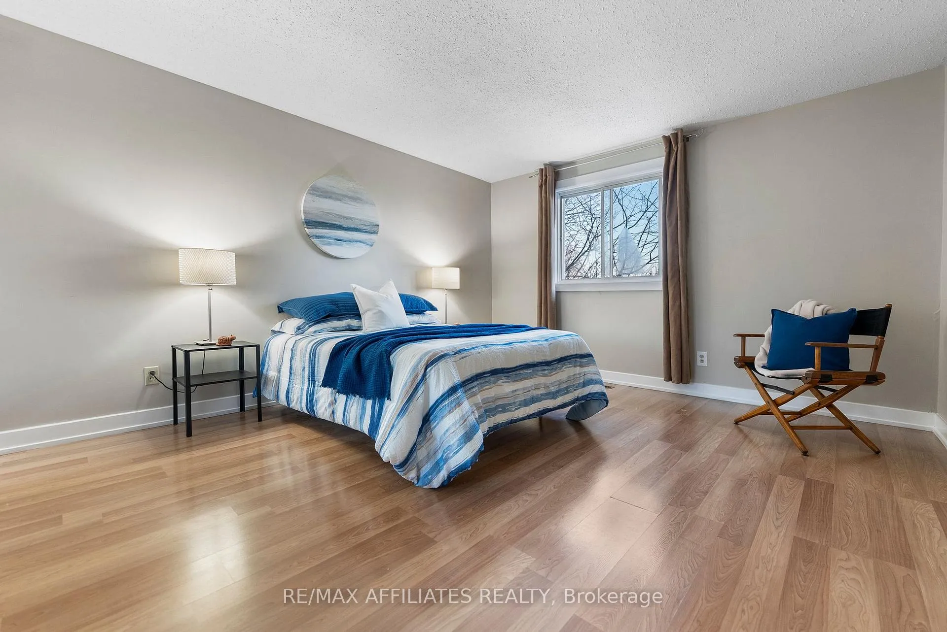 Photo 17 of 31 Exeter Drive, Ottawa, Barrhaven - On the Green — HOMEH