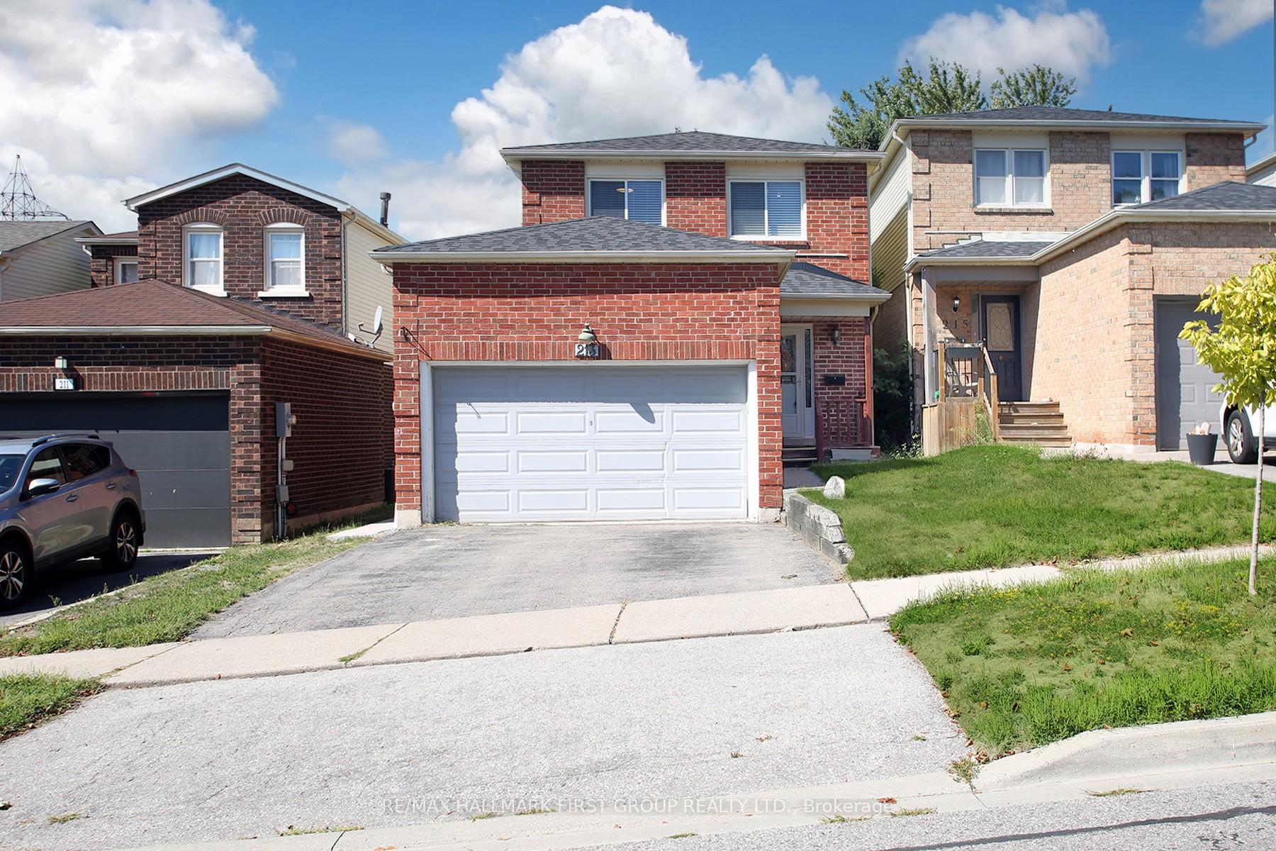Front of Unit Lower, 213 Glen Hill Drive