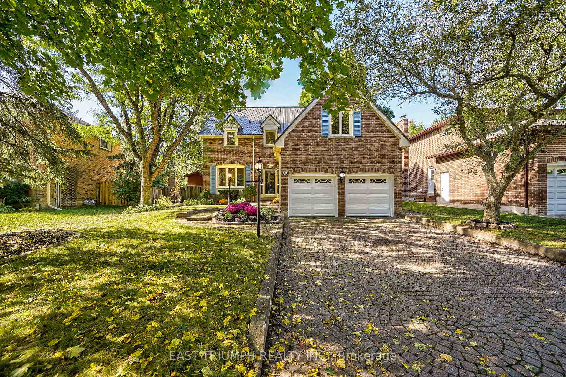 Photo 2 of 22 Ritter Crescent, Markham, Unionville — HOMEH