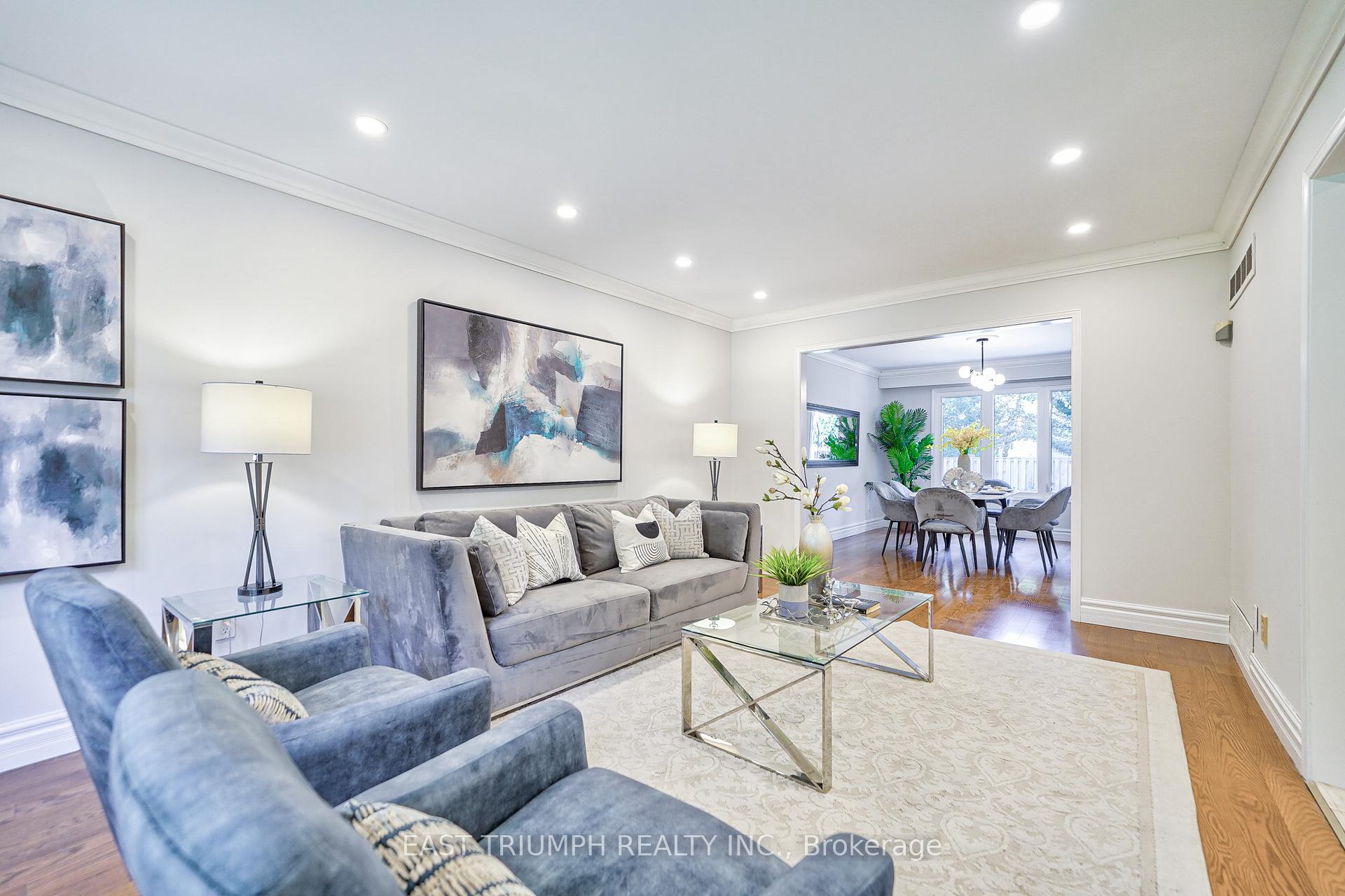 Photo 8 of 22 Ritter Crescent, Markham, Unionville — HOMEH