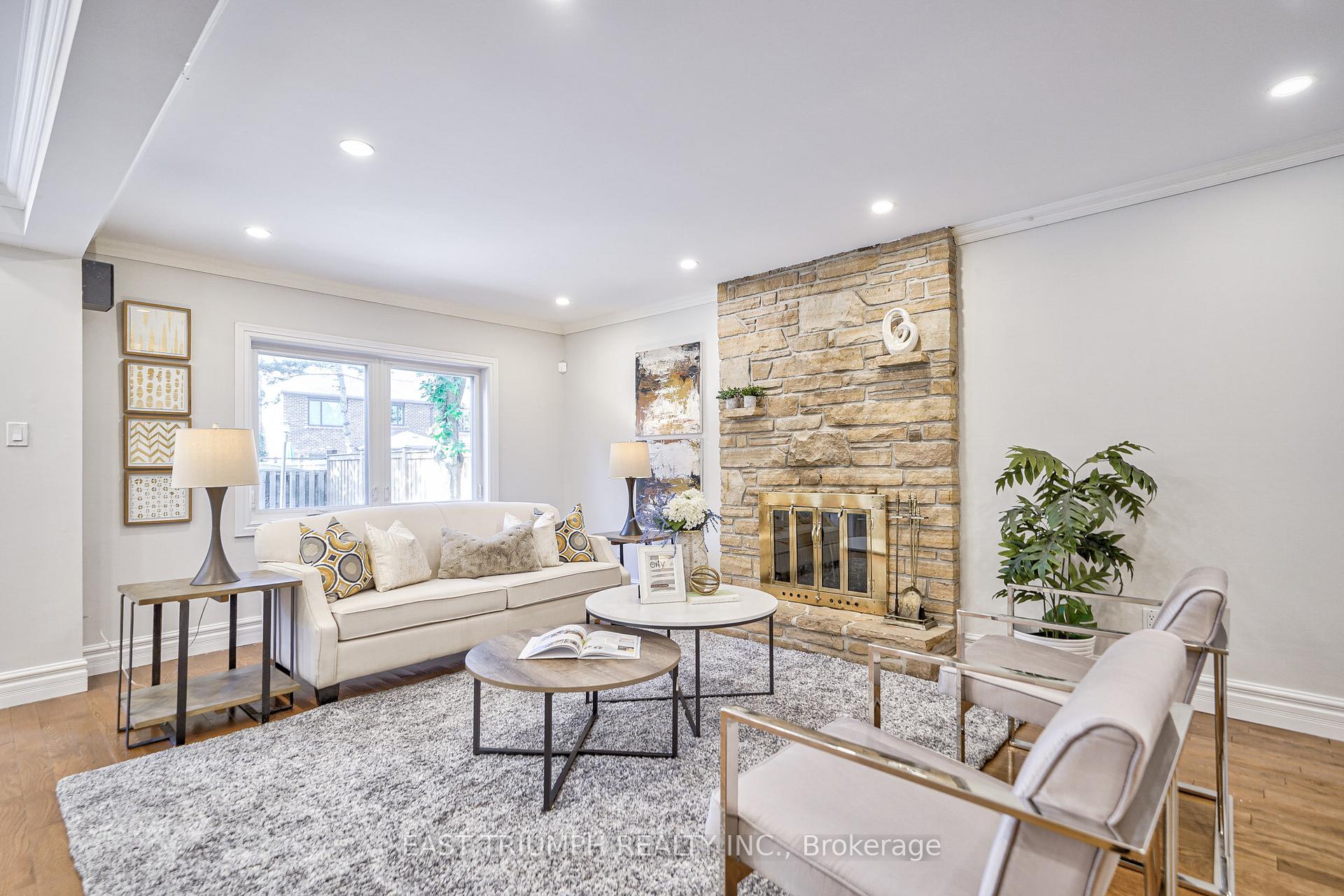 Photo 12 of 22 Ritter Crescent, Markham, Unionville — HOMEH