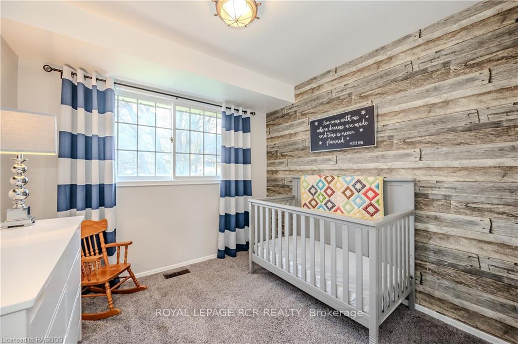 Photo 21 of 556 Sprucehill Avenue, Waterloo — HOMEH