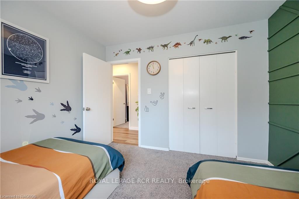 Photo 25 of 556 Sprucehill Avenue, Waterloo — HOMEH