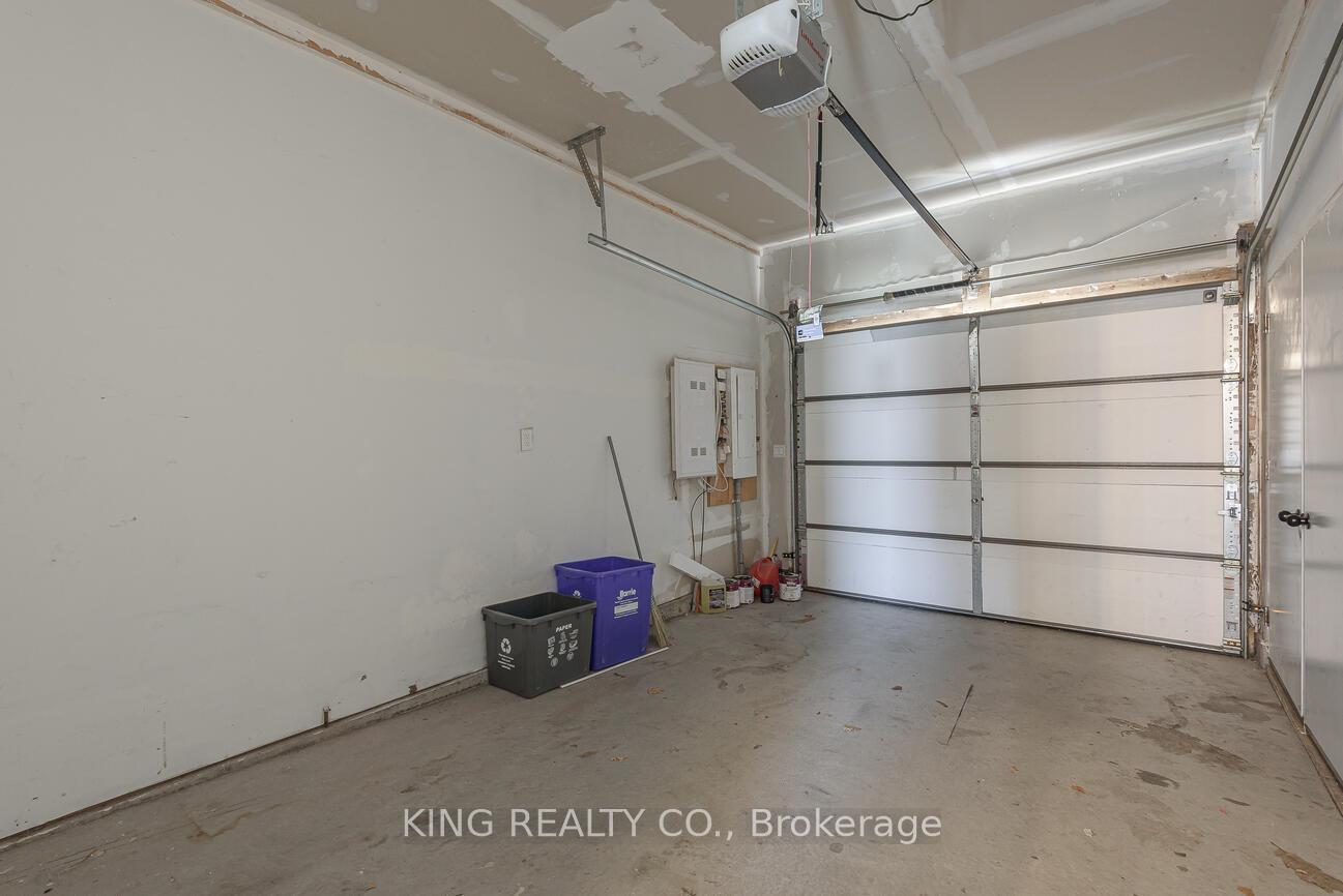 Photo 37 of Unit 104, 369 Essa Road, Barrie, Holly — HOMEH