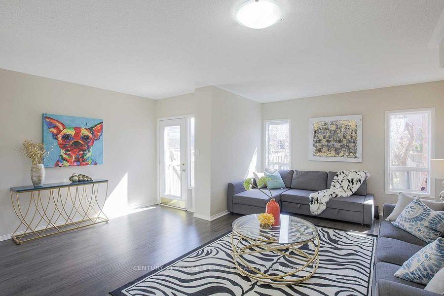 Photo 5 of 118 Julliard Drive, Vaughan, Vellore Village — HOMEH