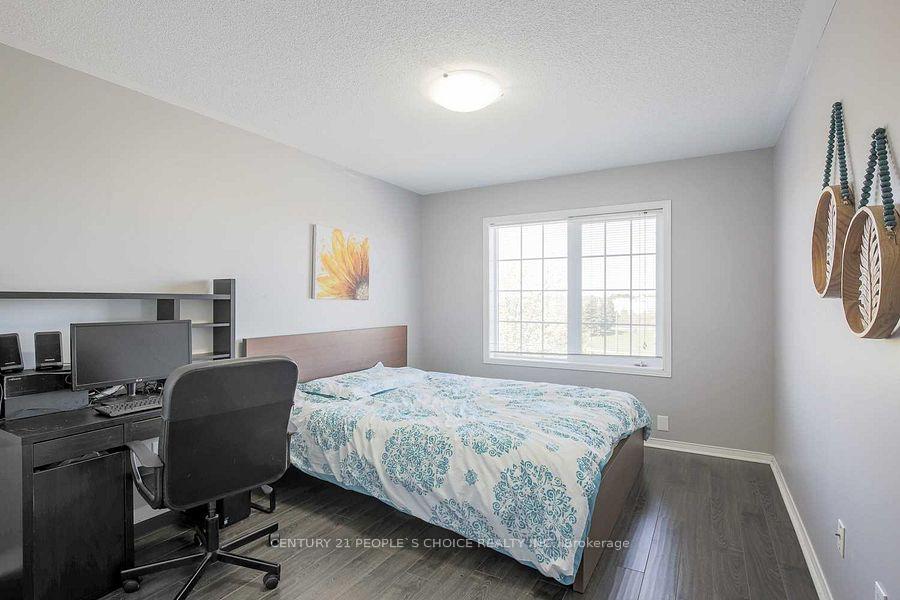 Photo 14 of 118 Julliard Drive, Vaughan, Vellore Village — HOMEH
