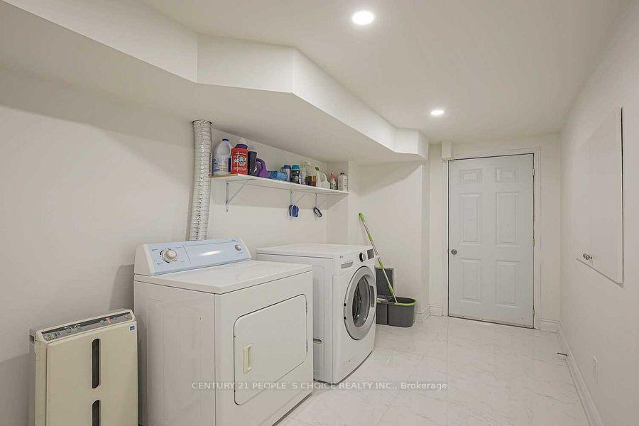 Photo 16 of 118 Julliard Drive, Vaughan, Vellore Village — HOMEH