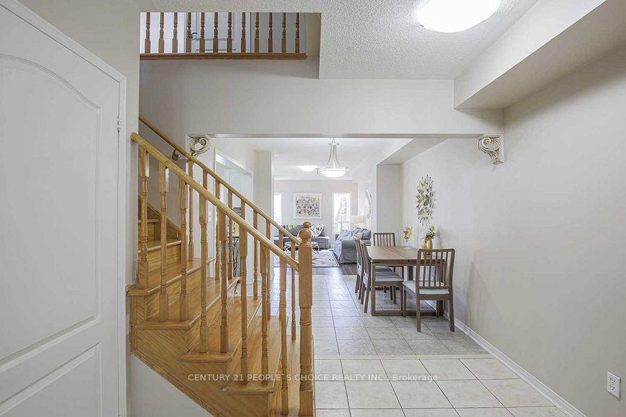 Photo 17 of 118 Julliard Drive, Vaughan, Vellore Village — HOMEH