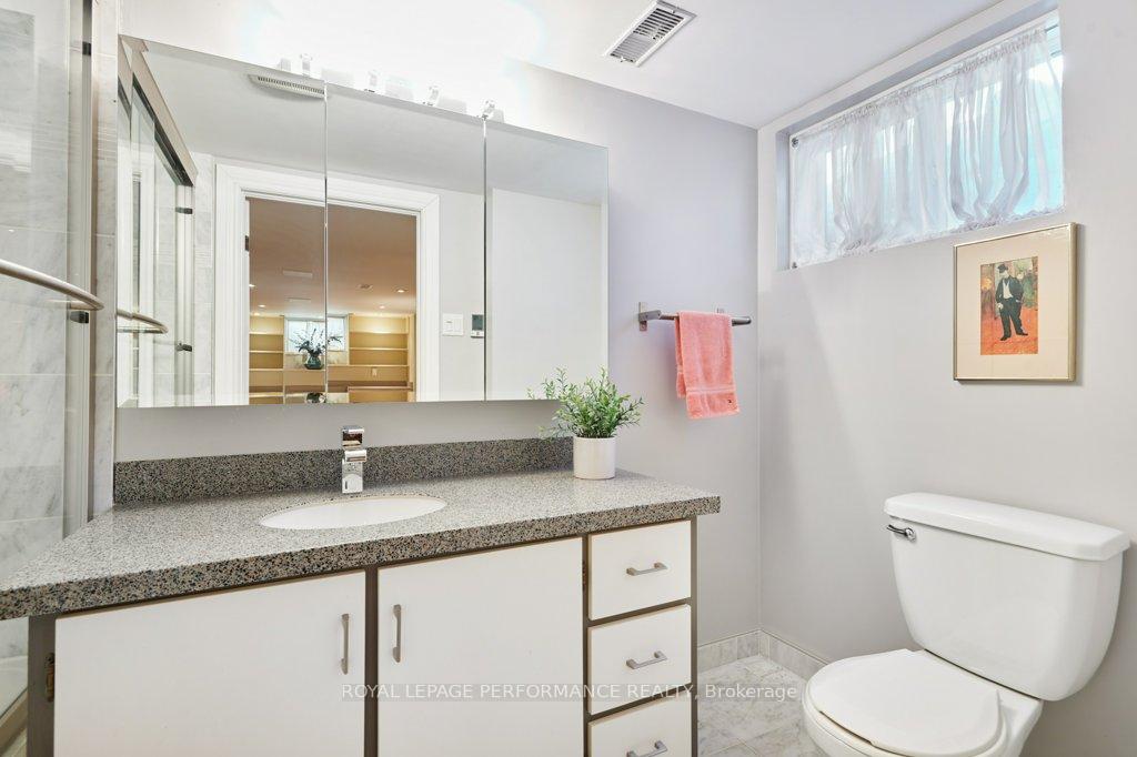 Photo 20 of 225 Crestview Road, Ottawa, Faircrest Heights — HOMEH