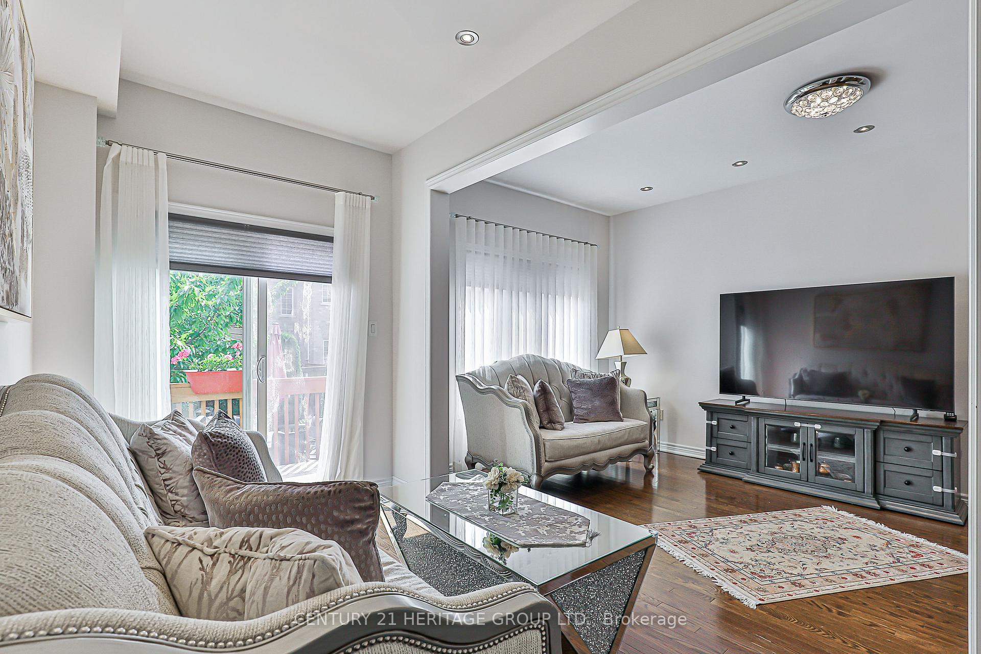 Photo 9 of 55 Lady Loretta Lane, Vaughan, Patterson — HOMEH