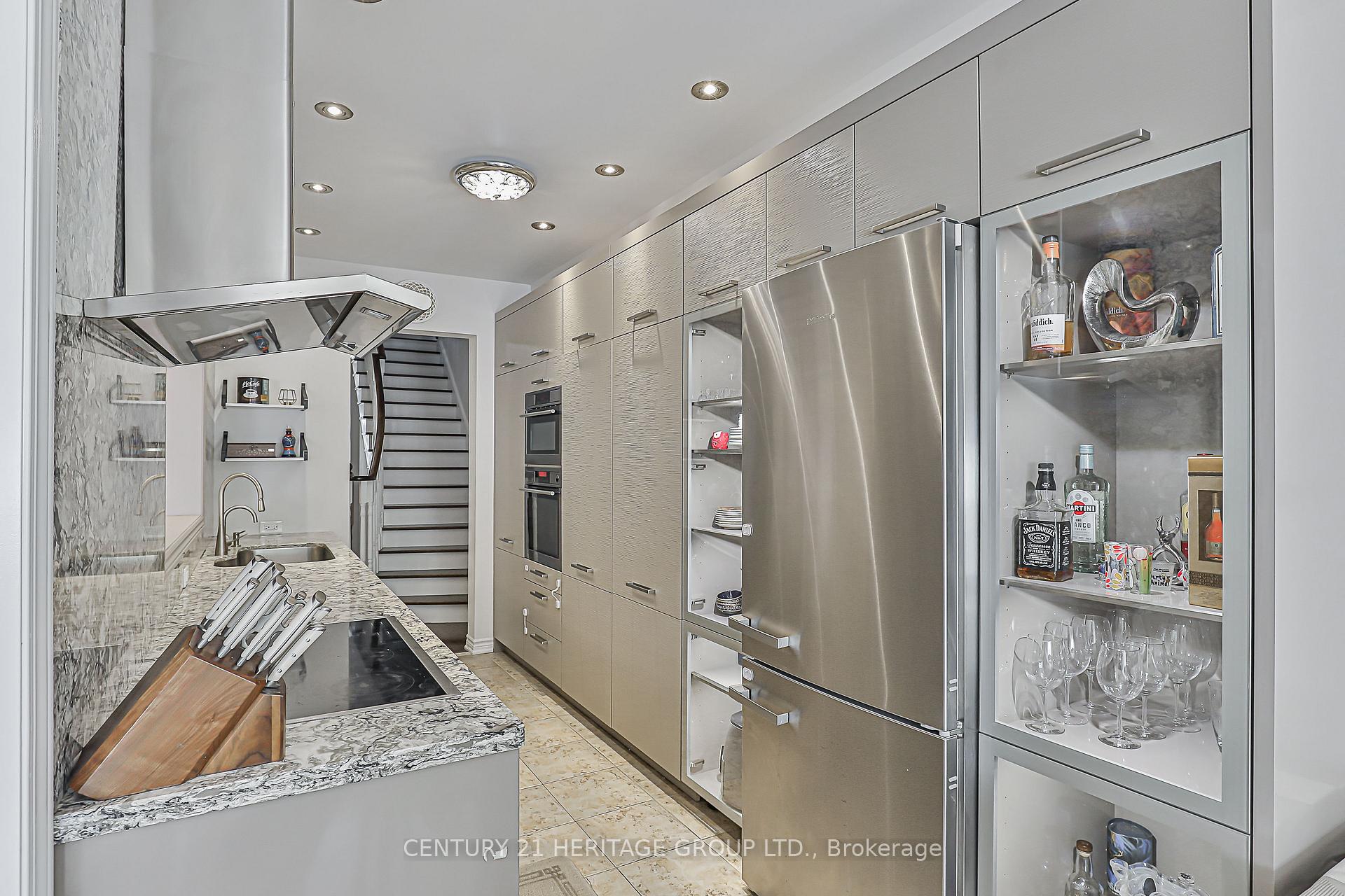 Photo 11 of 55 Lady Loretta Lane, Vaughan, Patterson — HOMEH