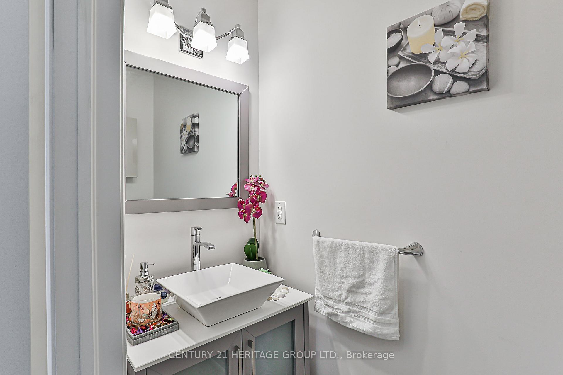 Photo 15 of 55 Lady Loretta Lane, Vaughan, Patterson — HOMEH