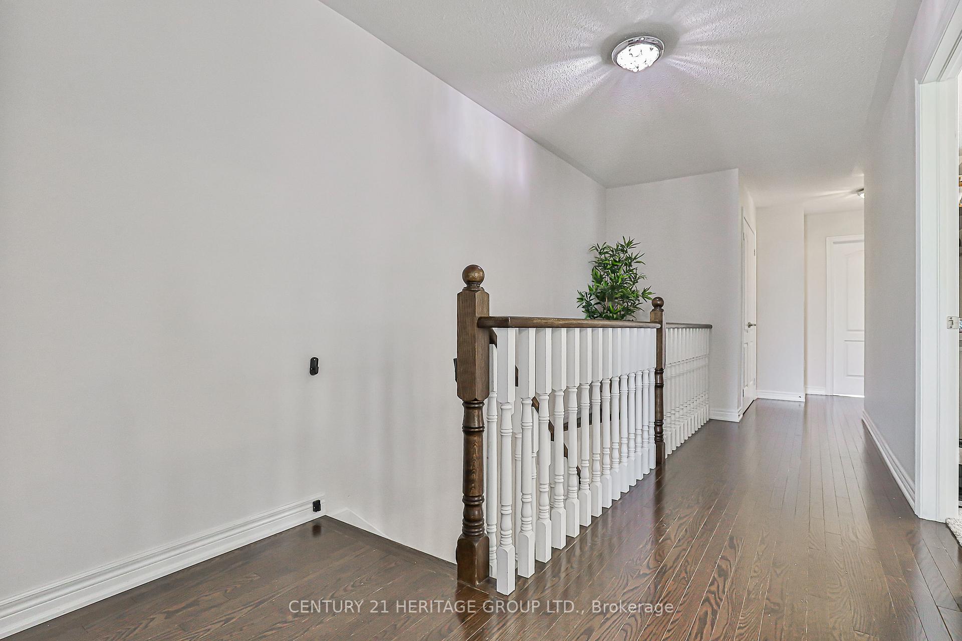 Photo 17 of 55 Lady Loretta Lane, Vaughan, Patterson — HOMEH