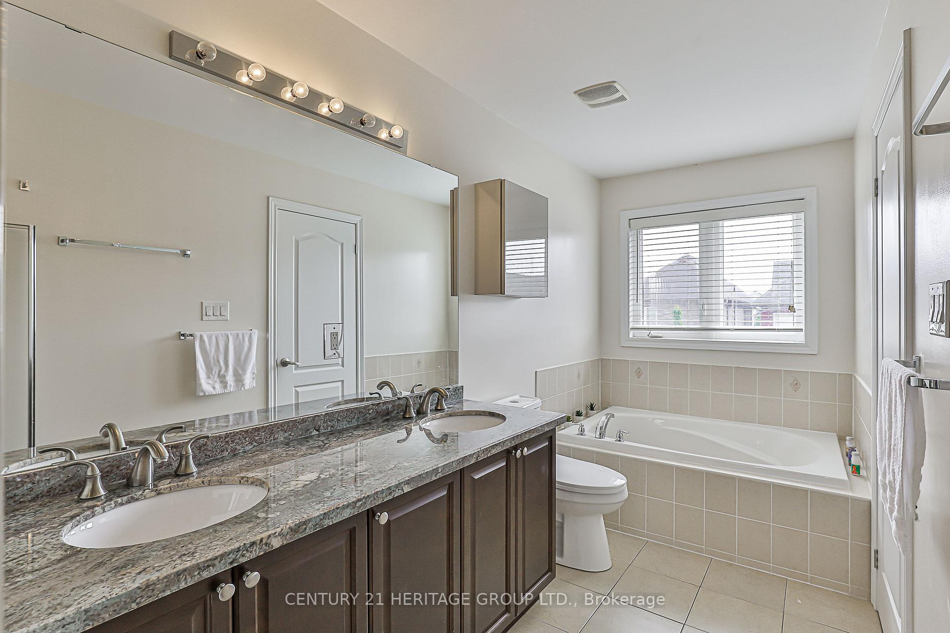 Photo 22 of 55 Lady Loretta Lane, Vaughan, Patterson — HOMEH