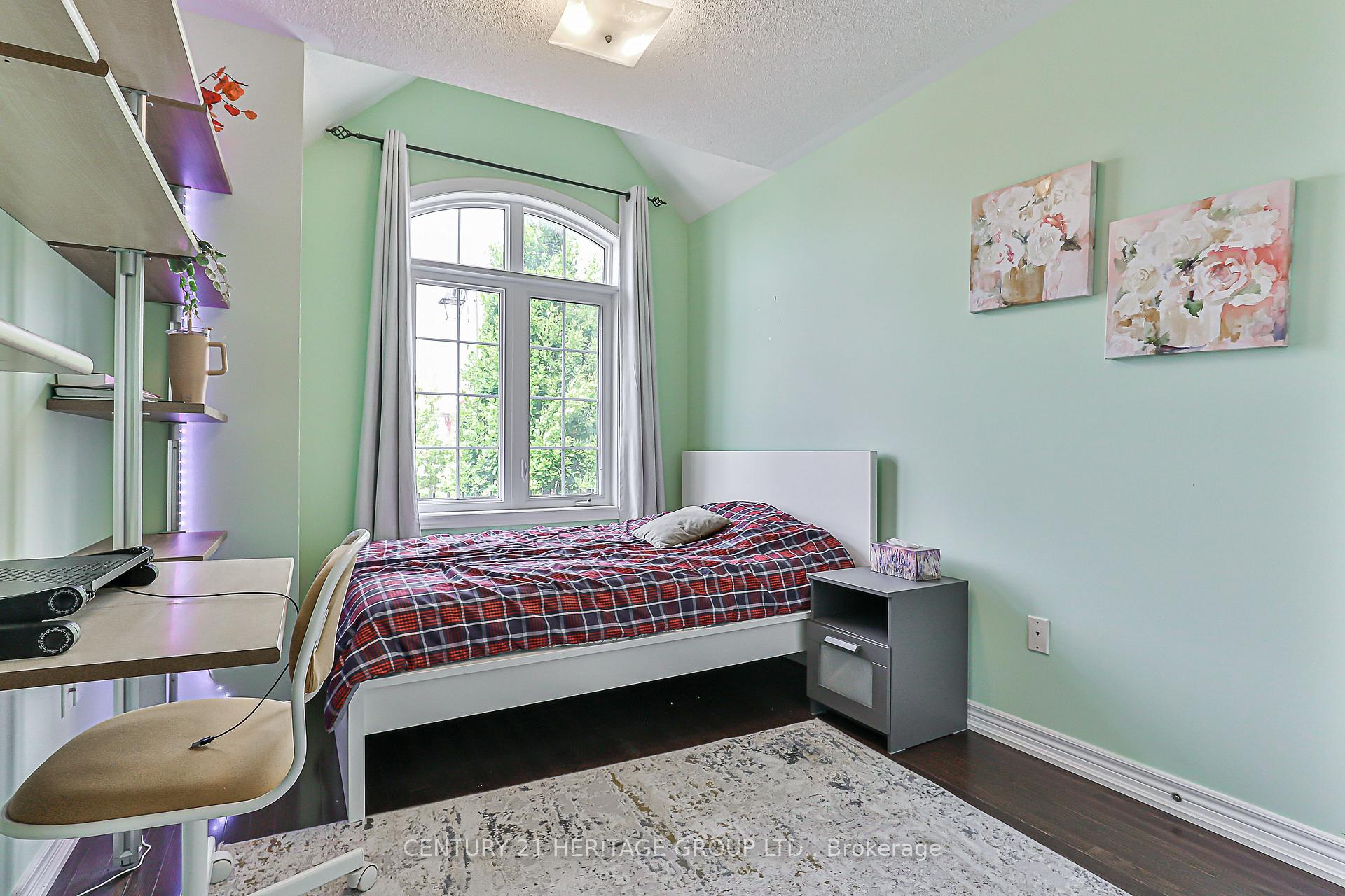 Photo 23 of 55 Lady Loretta Lane, Vaughan, Patterson — HOMEH