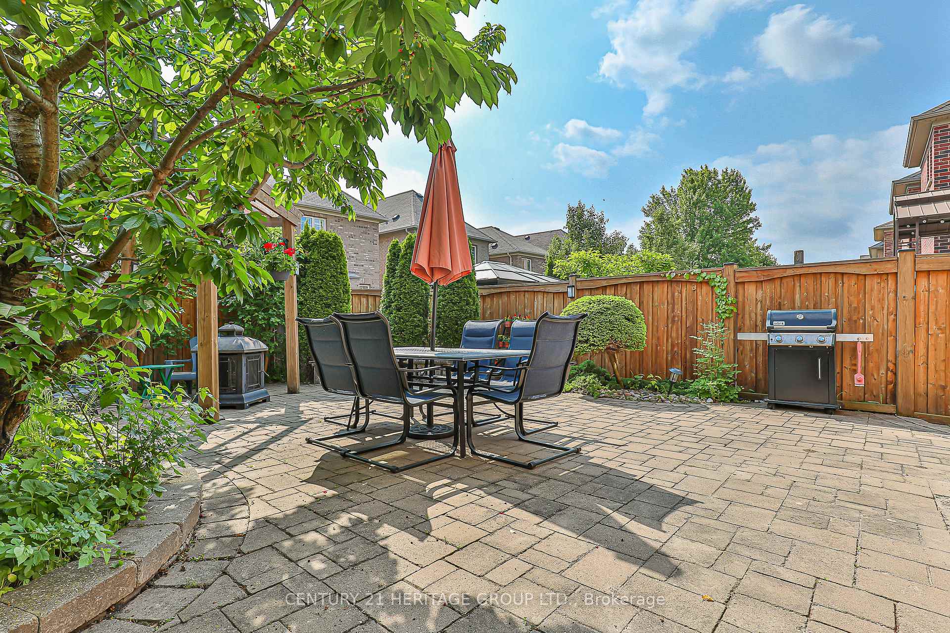 Photo 42 of 55 Lady Loretta Lane, Vaughan, Patterson — HOMEH