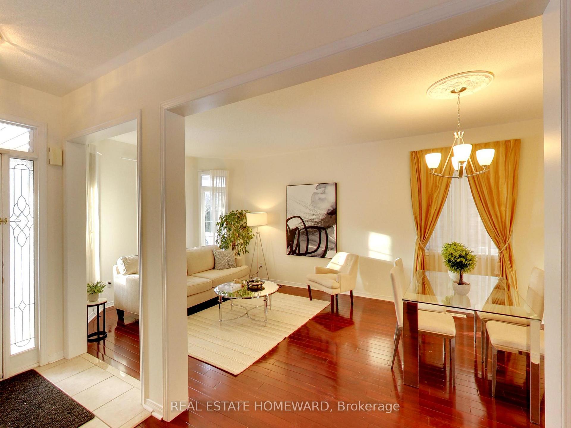 Photo 8 of 105 Chasser Drive, Markham, Greensborough — HOMEH