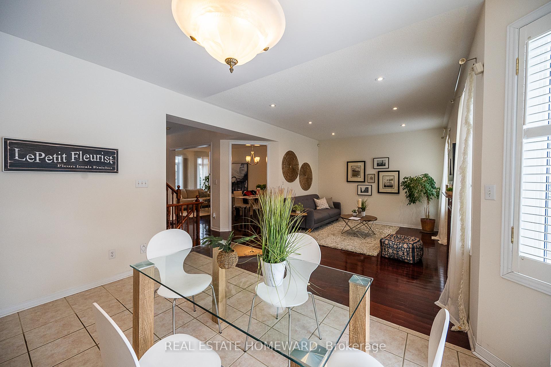 Photo 15 of 105 Chasser Drive, Markham, Greensborough — HOMEH