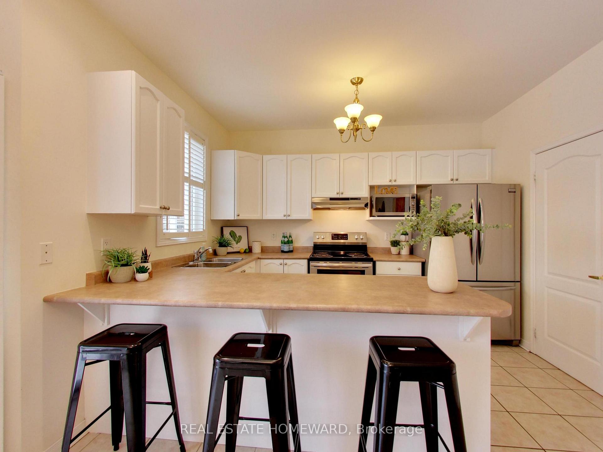 Photo 16 of 105 Chasser Drive, Markham, Greensborough — HOMEH