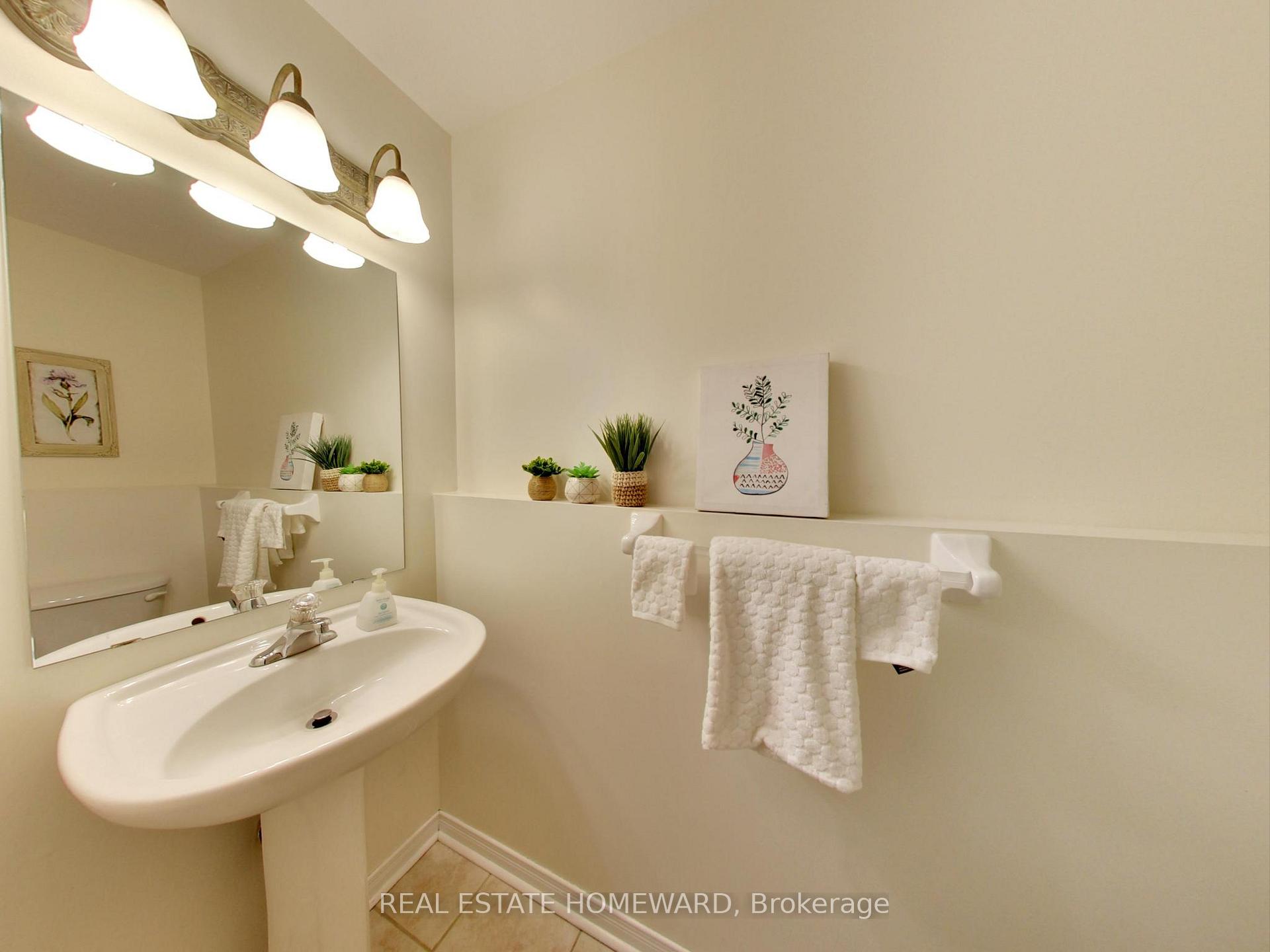 Photo 20 of 105 Chasser Drive, Markham, Greensborough — HOMEH